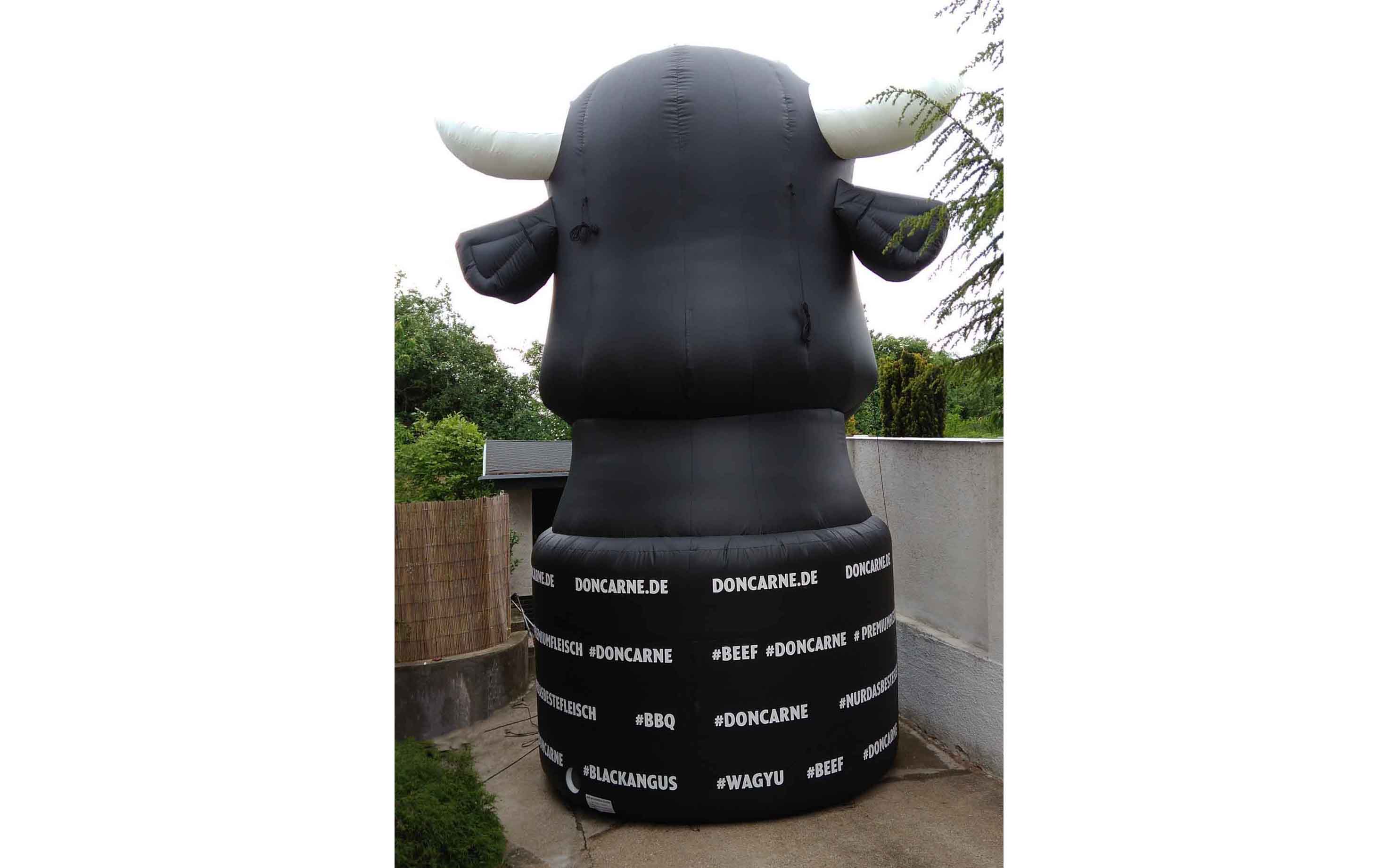 inflatable-head-bull