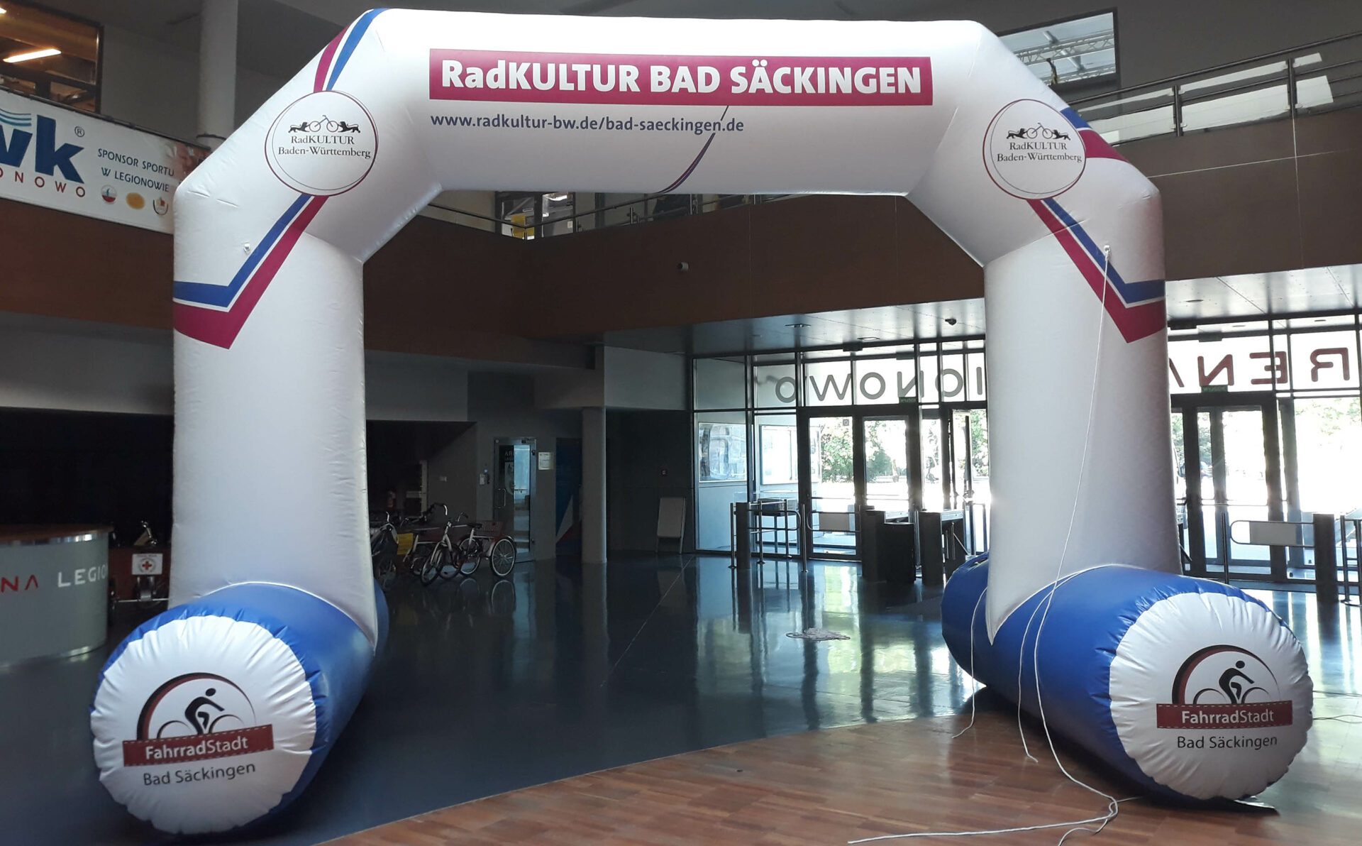 fully printed inflatable archway
