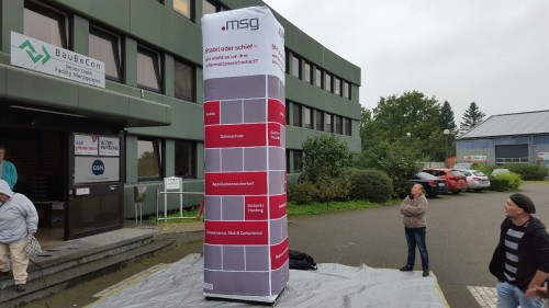 Inflatables News 7 aufblasbarer turm