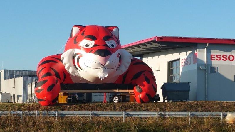 Riesen-Esso-Tiger
