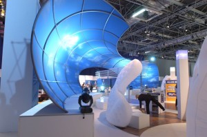 Messebau - aufblasbare Messestände 13 aufblasbares Bühnenelement