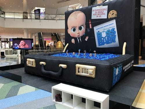 Aufblasbare Kinowerbung