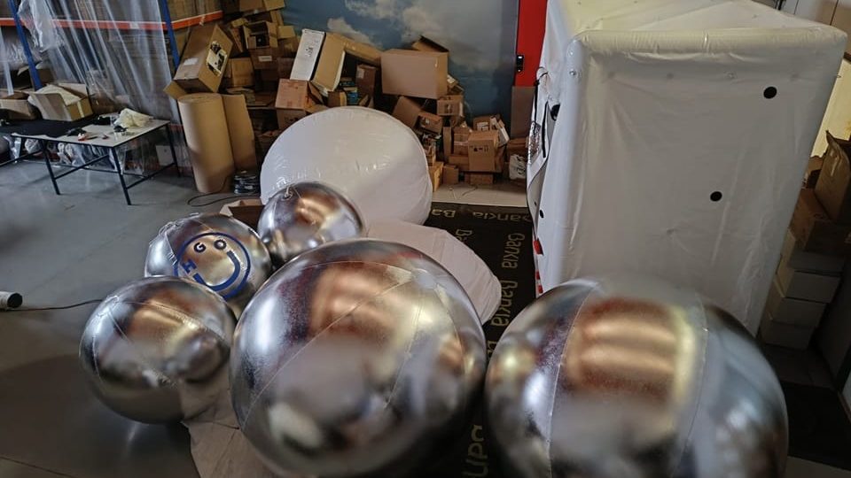 Aufblasbarer-Silber-Ball-4m
