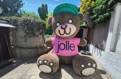 Aufblasbarer Teddy - mit Fell