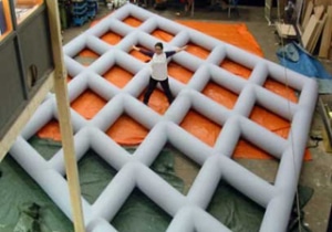 Messebau - aufblasbare Messestände 27 aufblasbares Deckenelement