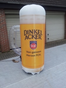 Dinkel Acker Bierglas aufblasbar