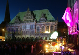 Aufblasbare Outdoor - Werbung 21 600 Jahre Bremer Roland amorphe Objekte