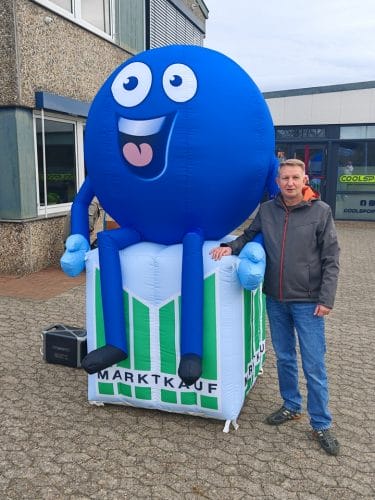 Inflatable-Pointee-Payback - Werbefigur für EDEKA