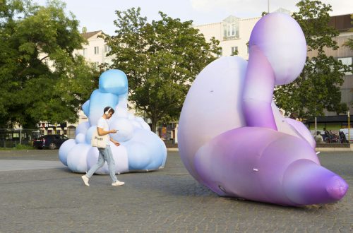 große aufblasbare Kunstobjekte