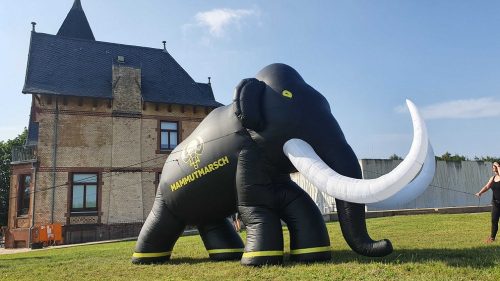 Mammutmarsch aufblasbares Mammut