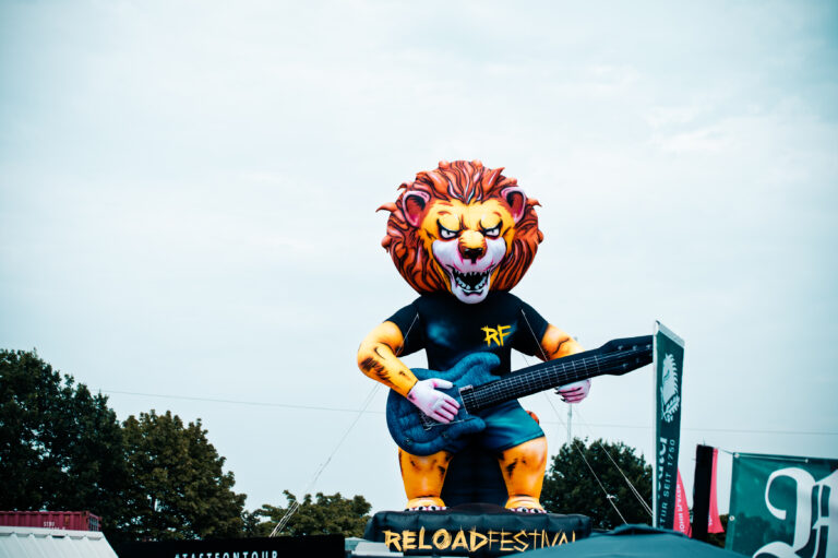 Aufblasbares Maskottchen Löwe Reload-Festival
