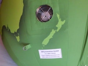 Inflatables News 3 Gebläseposition Weltkugel aufblasbar