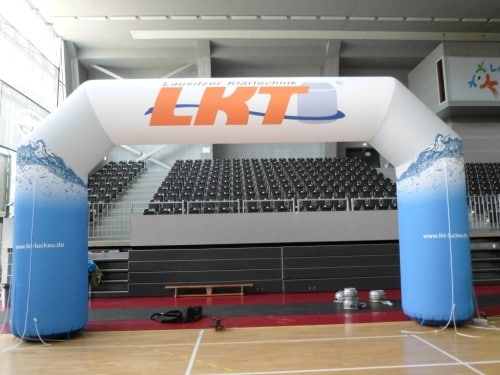 Inflatables News 2 aufblasbarer Torbogen Lausitzer Klärtechnik3