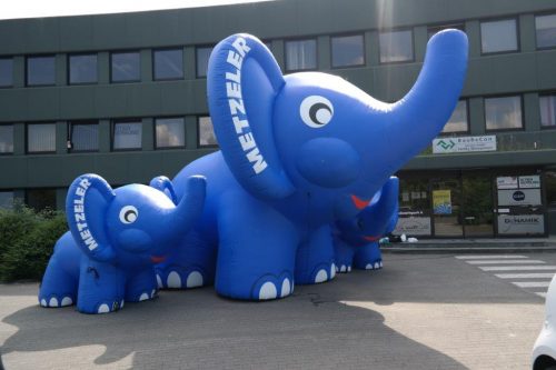 inflatable elefant