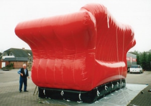 Aufblasbare Spezialobjekte 16 XXXL Sofa aufblasbar