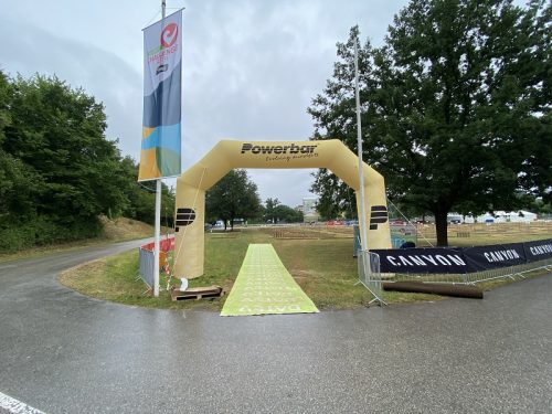 Aufblasbarer Werbebogen