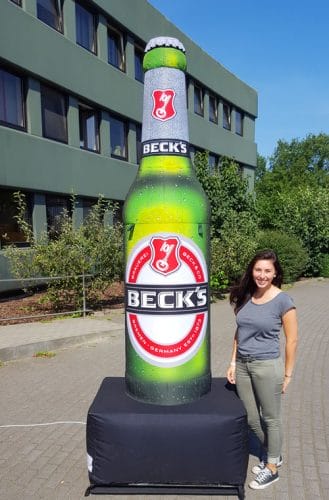 Aufblasbare Bierflasche Beck`s-Bier