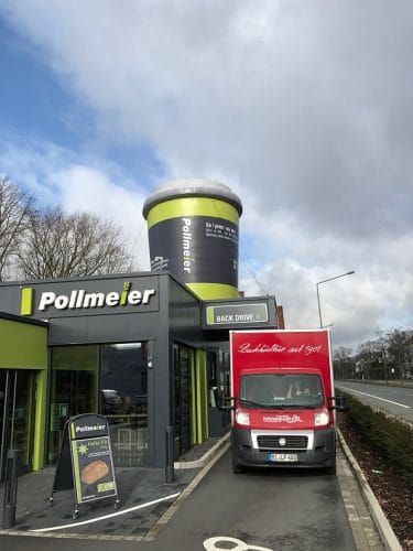 aufblasbarer Becher Dachwerbung