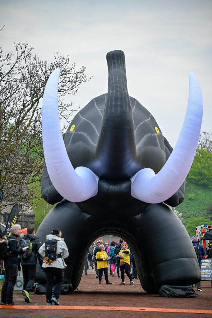 Aufblasbarer Einlauftunnel Mammut