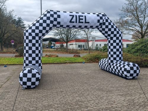 Aufblasbarer Start und Zielbogen mit Wechselbannern