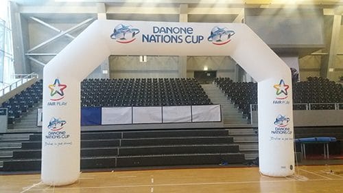 aufblasbarer-Einlaufbogen