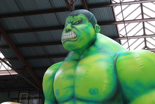 Inflatable Hulk: Hulk als riesige 8 Meter große aufblasbare Figur