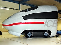 Individuelle Inflatables 34 aufblasbarer ICE-Zug