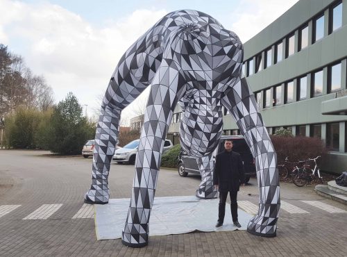 kunst-figur-aufblasbar