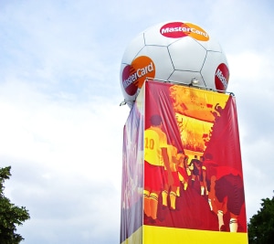 Aufblasbare Outdoor - Werbung 23 Mastercard Tower WM aufblasbarer Fußball