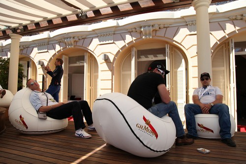 rocking-stuhl-aufblasbar-outdoor