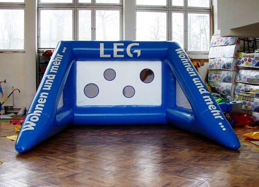 Inflatable goal wall