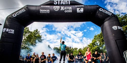 Top-10 Beste Inflatables 2024 8 Xletix Torbogen Startbogen (c) Philipp Buron