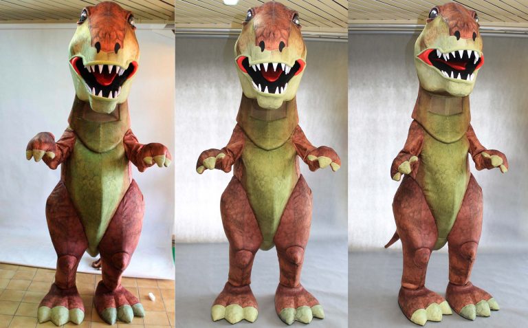 walking-act-kostüm-dino-vorne