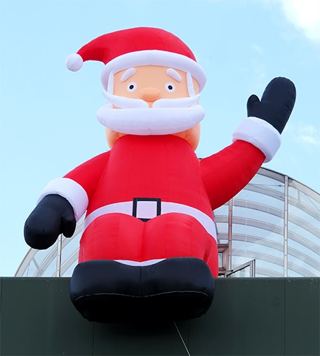 Aufblasbarer Riesen-Weihnachtsmann