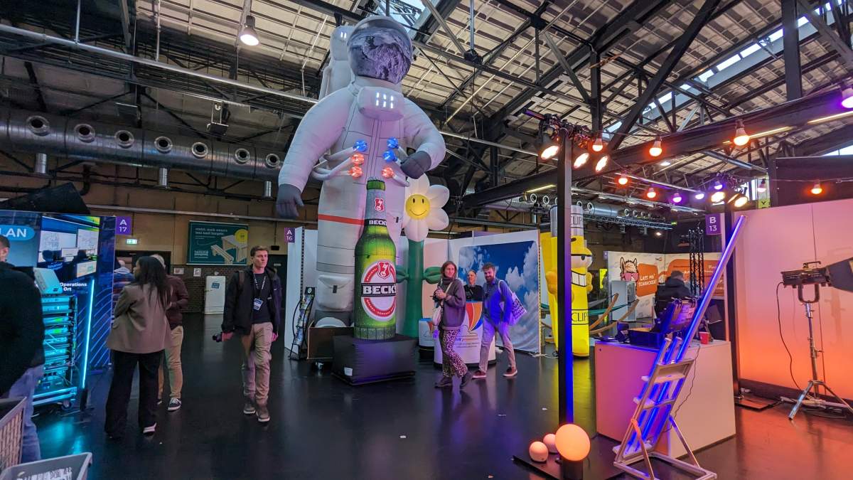 xxl-inflatables-wirtschaftlich-sinnvoll-oder-nicht-1787129162