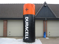 Inflatable pillar